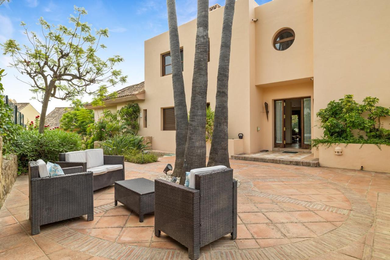 Luxury Villa Robledal By Mabiente - Views Of The Sea And The Golf Course Marbella Luaran gambar